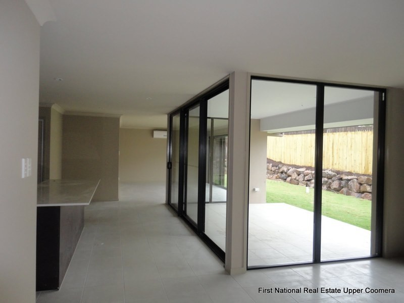 8 Stoney Creek Circuit, Ormeau QLD 4208