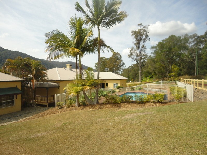 2  Coonardoo Court, Wongawallan QLD 4210