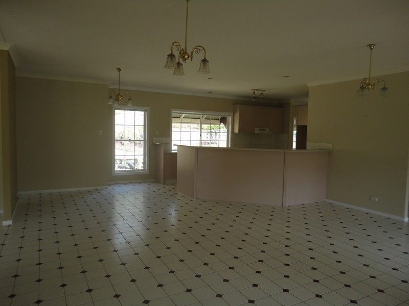 2  Coonardoo Court, Wongawallan QLD 4210