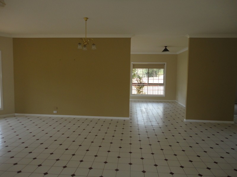 2  Coonardoo Court, Wongawallan QLD 4210
