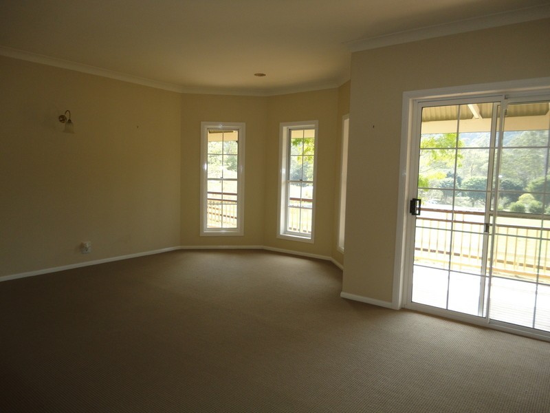 2  Coonardoo Court, Wongawallan QLD 4210