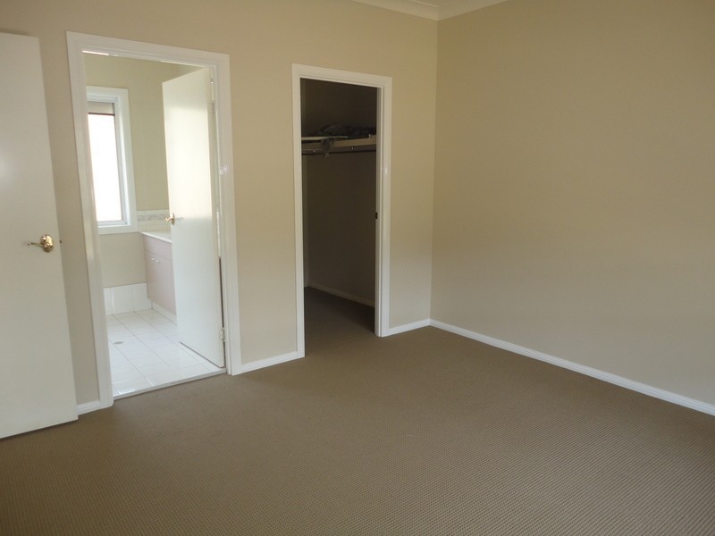 2  Coonardoo Court, Wongawallan QLD 4210