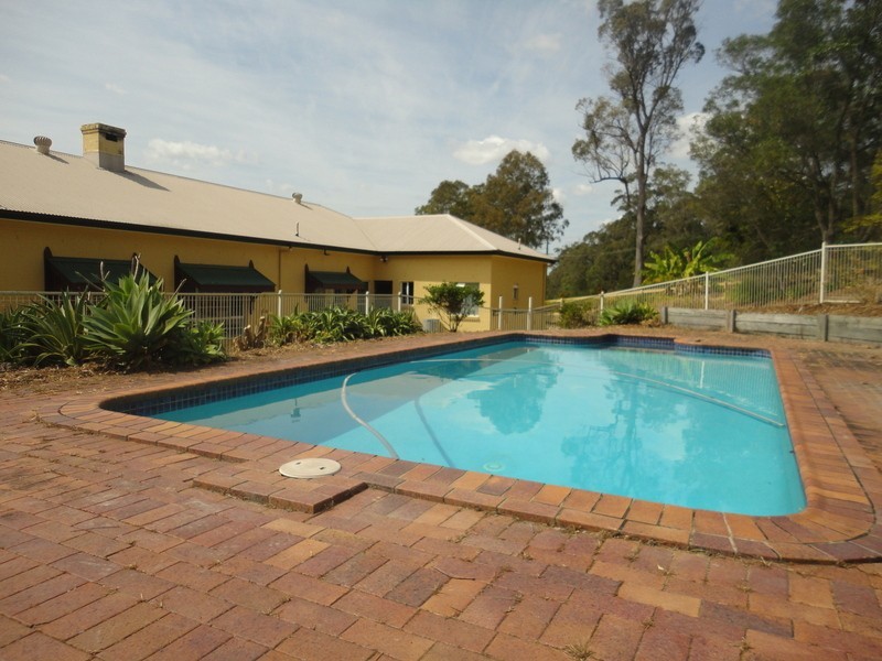 2  Coonardoo Court, Wongawallan QLD 4210
