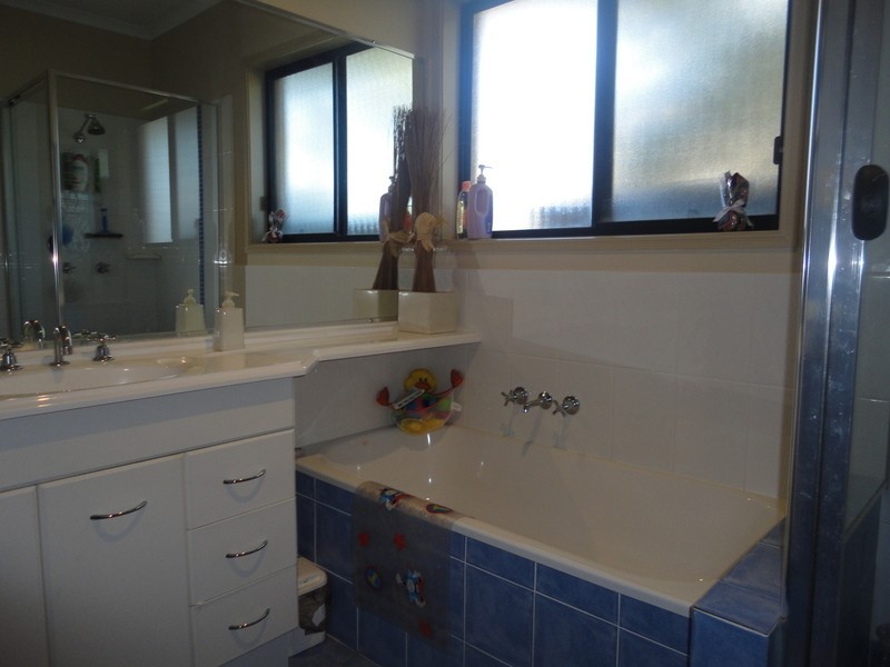 20 Diamond Sand Drive, Upper Coomera QLD 4209