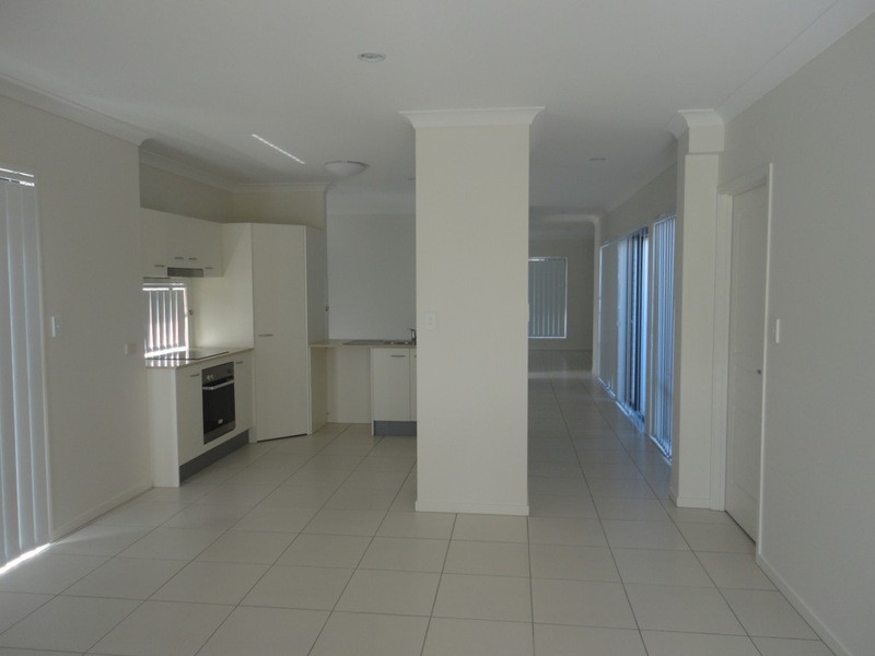 54 Lisa Crescent, Coomera QLD 4209