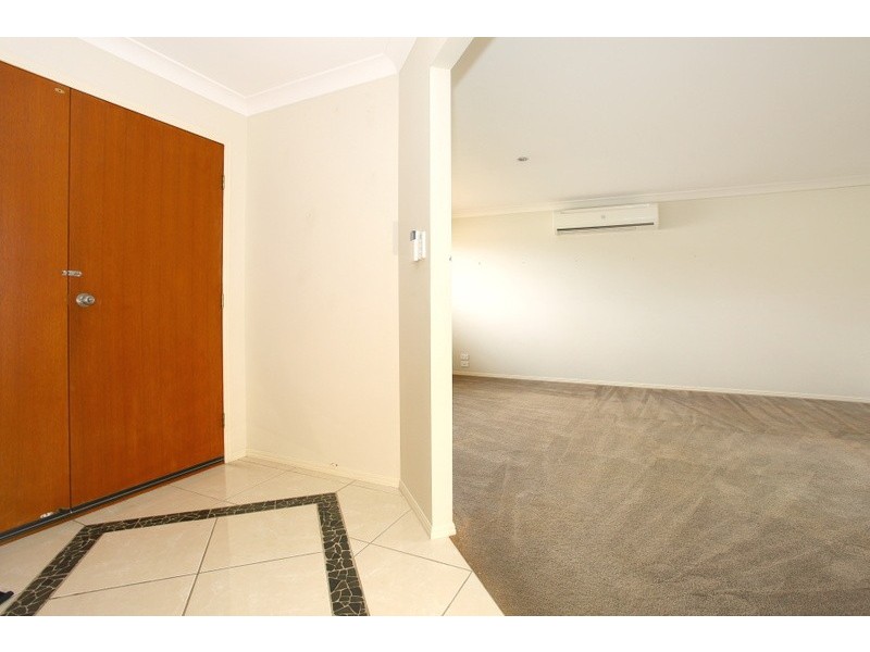 6 Cossington Circuit, Maudsland QLD 4210