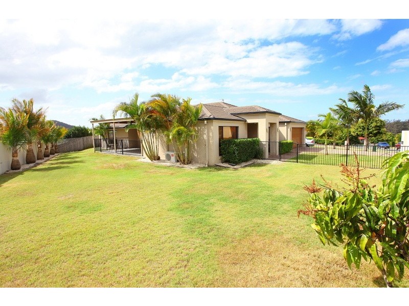 6 Cossington Circuit, Maudsland QLD 4210