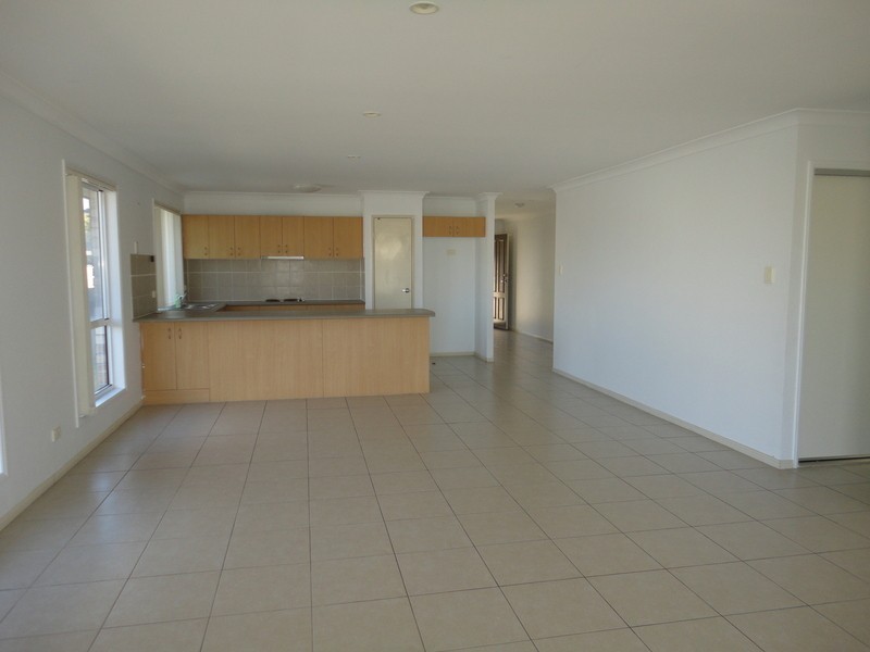 9 Marsh Street, Upper Coomera QLD 4209