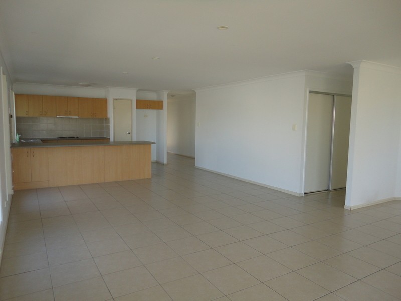 9 Marsh Street, Upper Coomera QLD 4209