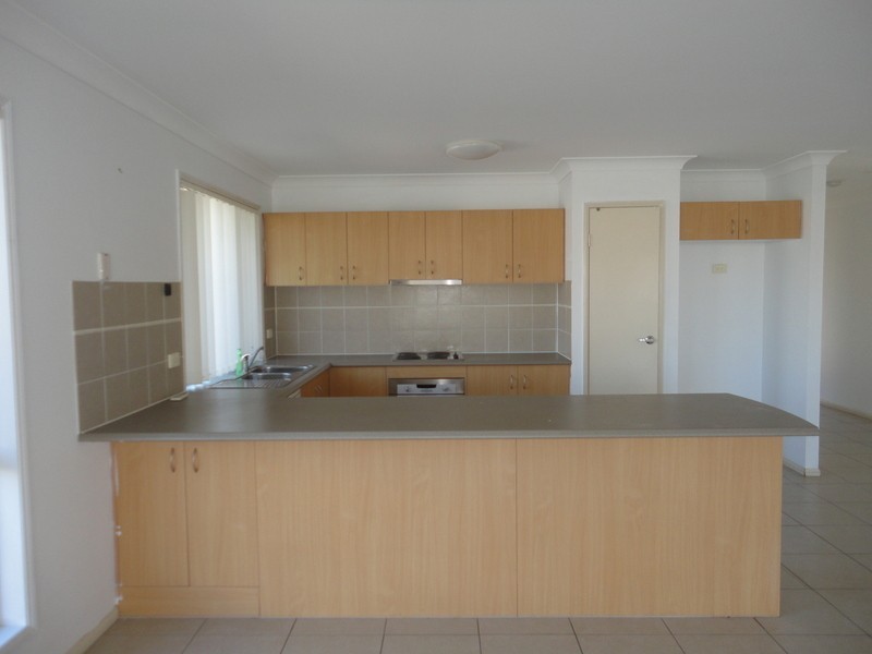 9 Marsh Street, Upper Coomera QLD 4209