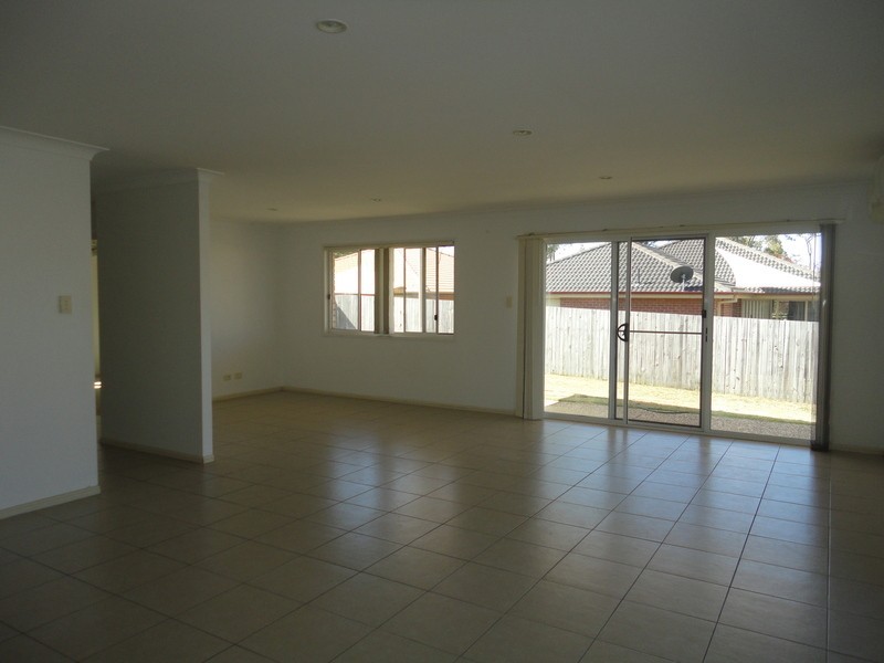 9 Marsh Street, Upper Coomera QLD 4209