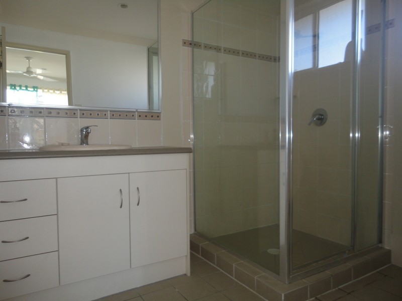 9 Marsh Street, Upper Coomera QLD 4209