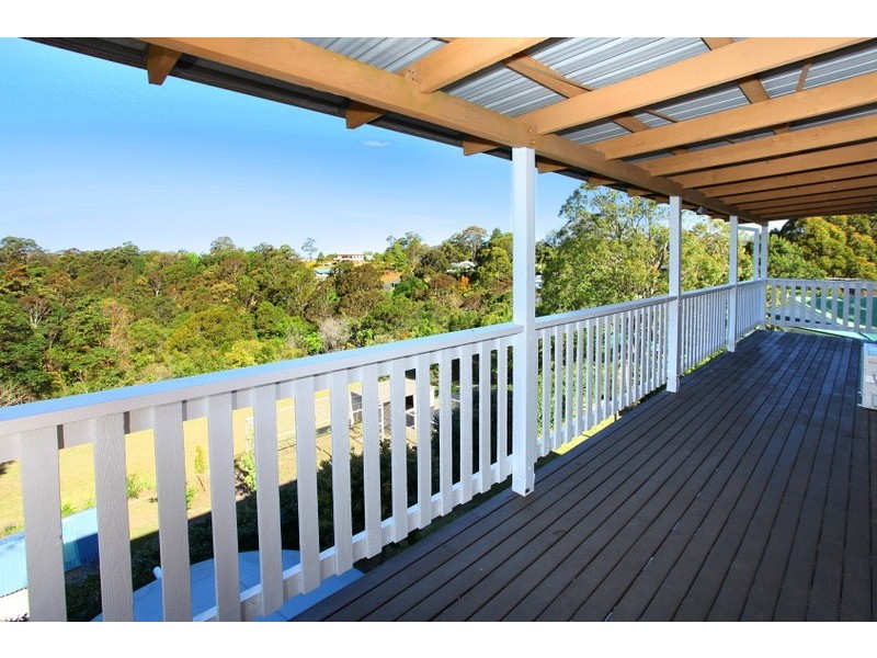 8 Tolima Drive, Tamborine Mountain QLD 4272