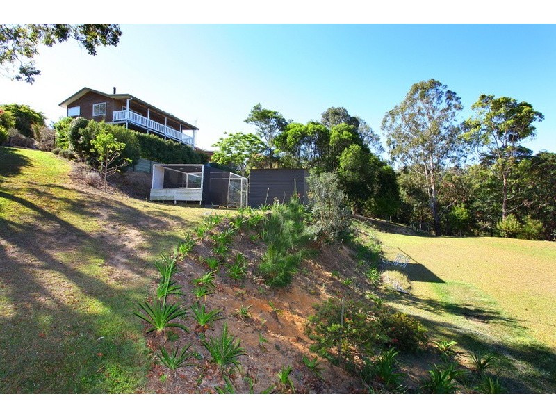 8 Tolima Drive, Tamborine Mountain QLD 4272