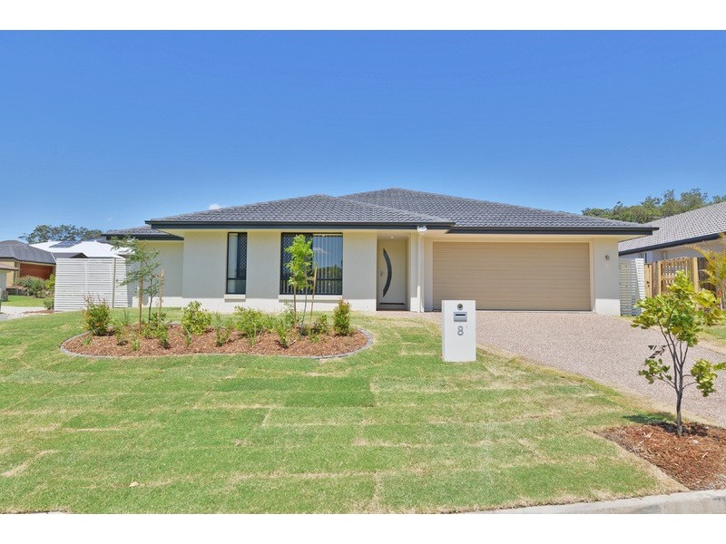 1/8 Wolseley Way, Upper Coomera QLD 4209