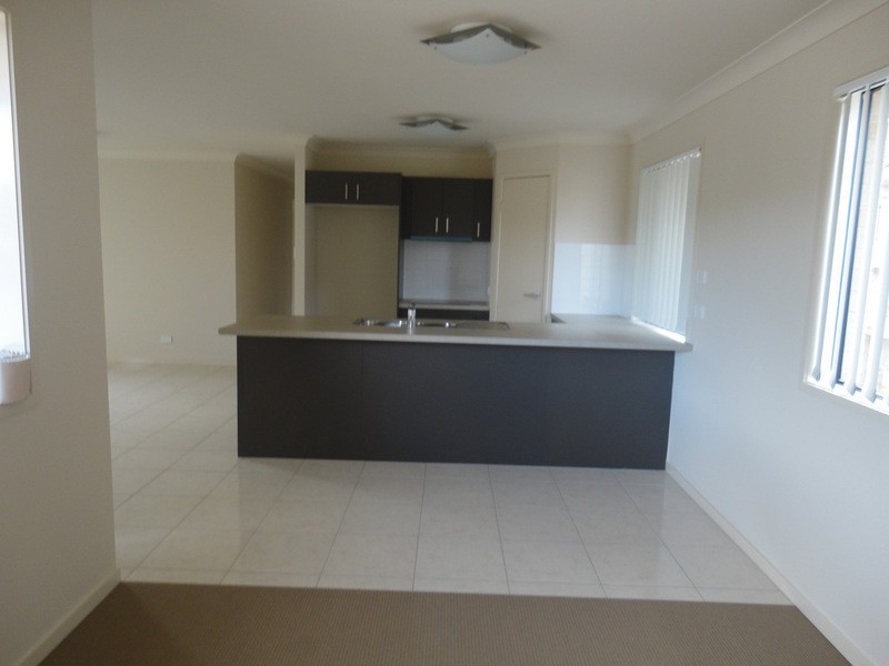 26 Beaumont Drive, Pimpama QLD 4209