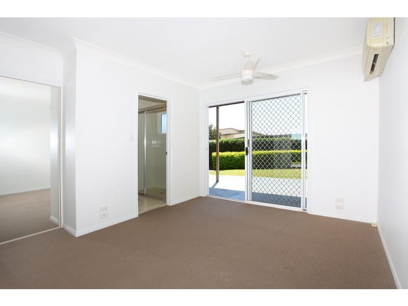 64/1 Grange Boulevard, Upper Coomera QLD 4209