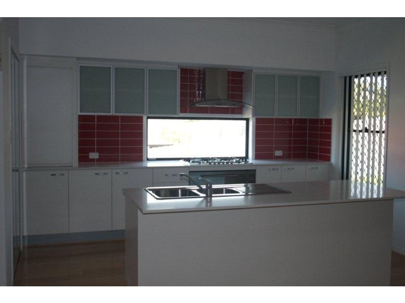 16 Sundew Crescent, Upper Coomera QLD 4209