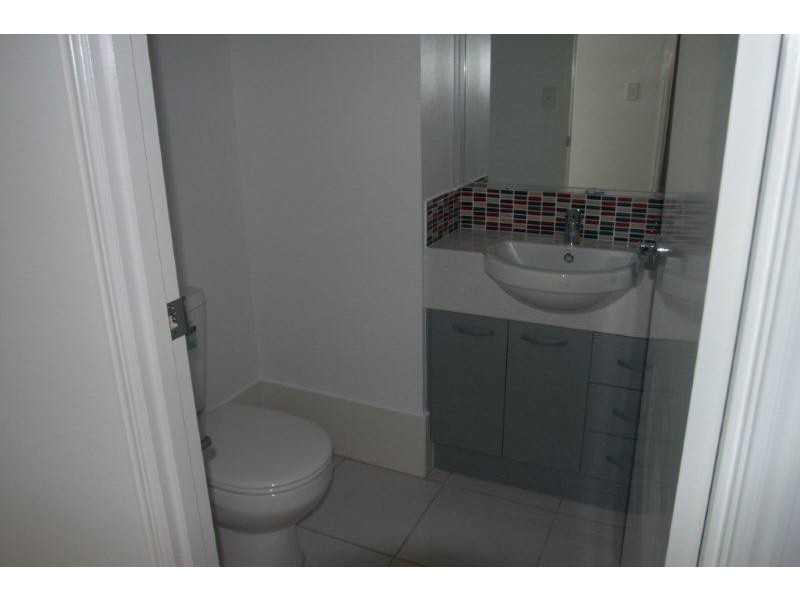 16 Sundew Crescent, Upper Coomera QLD 4209