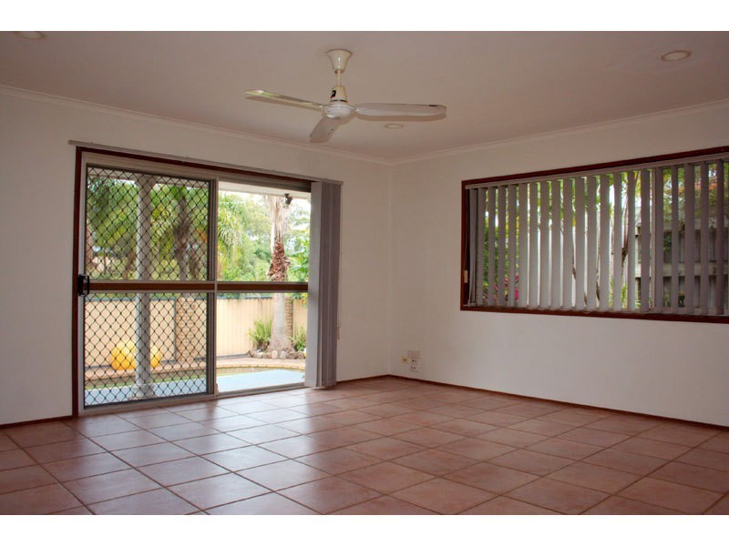 62 Currumburra Road, Ashmore QLD 4214
