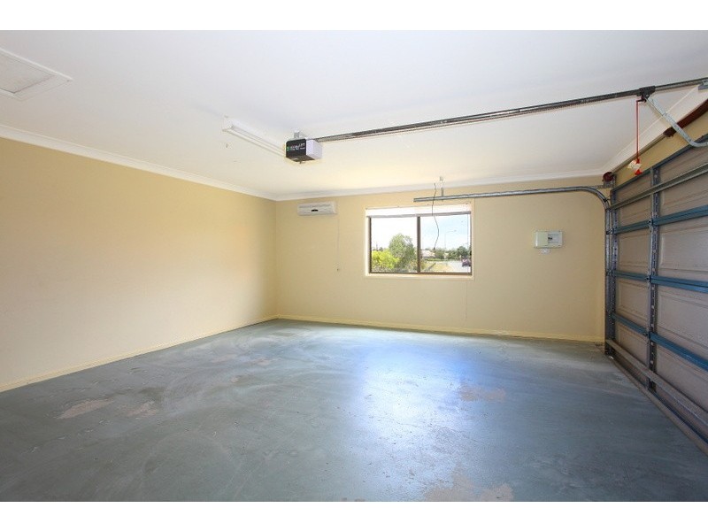 2/2 Bethany Place, Upper Coomera QLD 4209