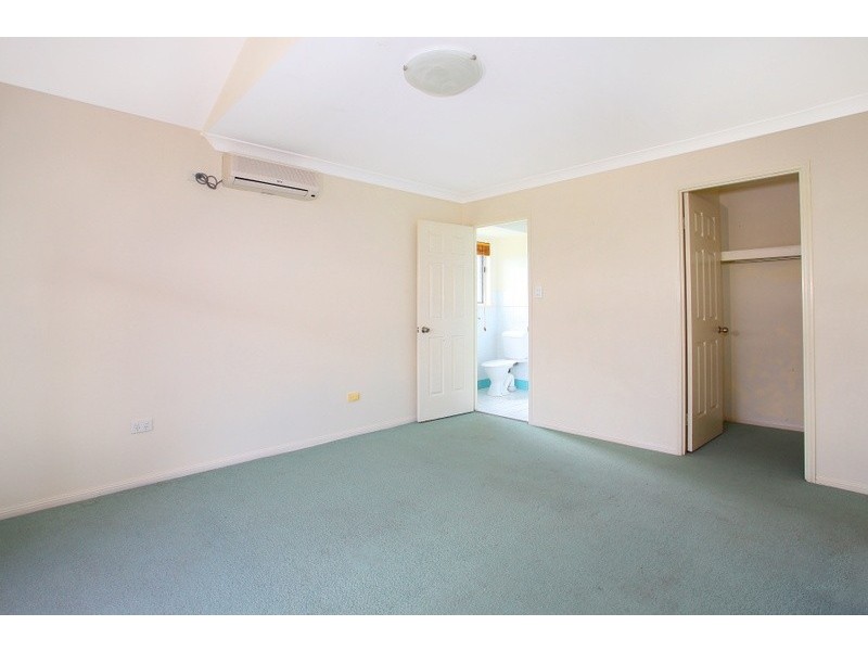 4/50a Oregon Way, Oxenford QLD 4210