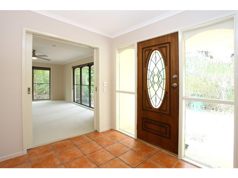 42 Ruth Terrace, Oxenford QLD 4210