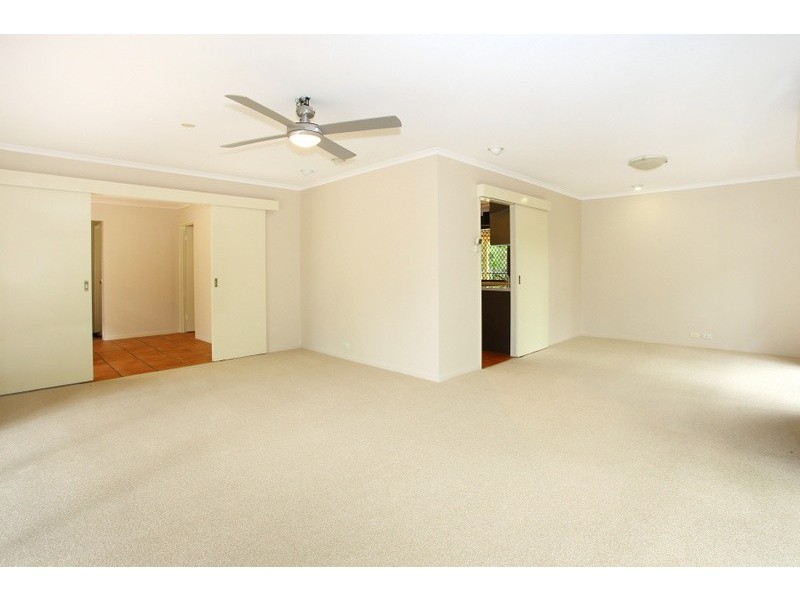 42 Ruth Terrace, Oxenford QLD 4210