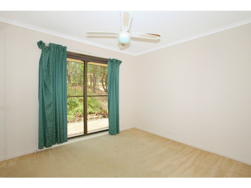 42 Ruth Terrace, Oxenford QLD 4210