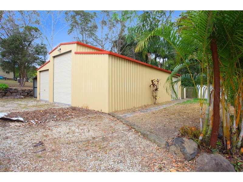 42 Ruth Terrace, Oxenford QLD 4210