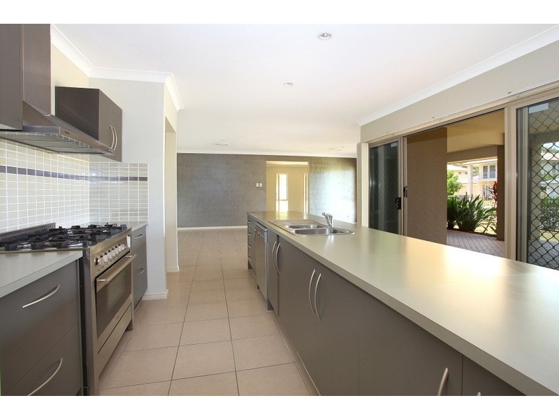 9 Bishopwood Court, Upper Coomera QLD 4209