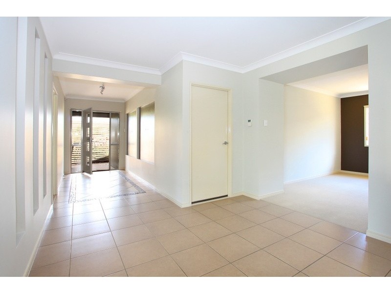 9 Bishopwood Court, Upper Coomera QLD 4209