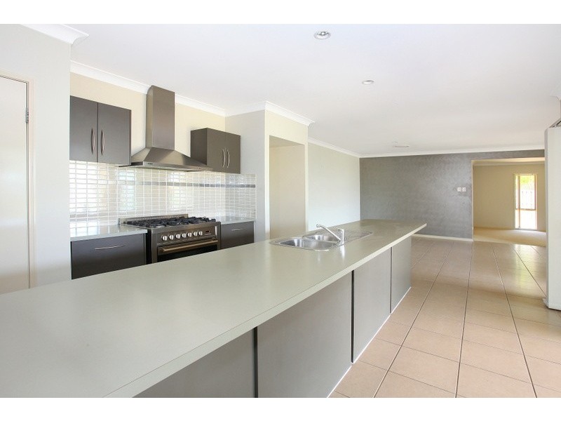 9 Bishopwood Court, Upper Coomera QLD 4209