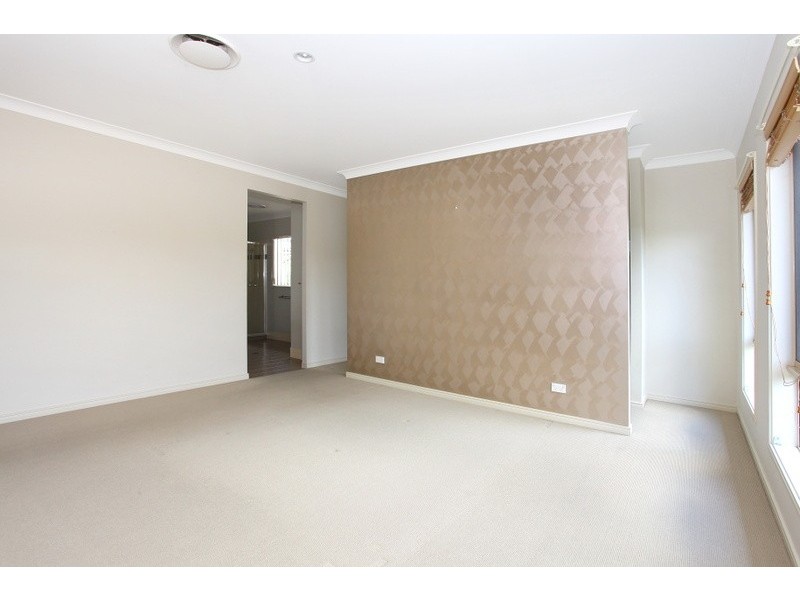 9 Bishopwood Court, Upper Coomera QLD 4209