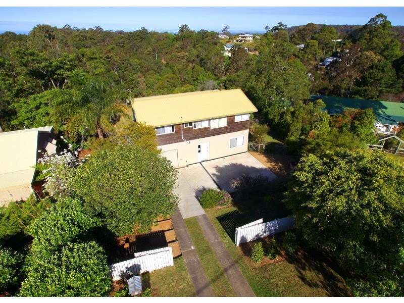 8 Tolima Drive, Eagle Heights QLD 4271