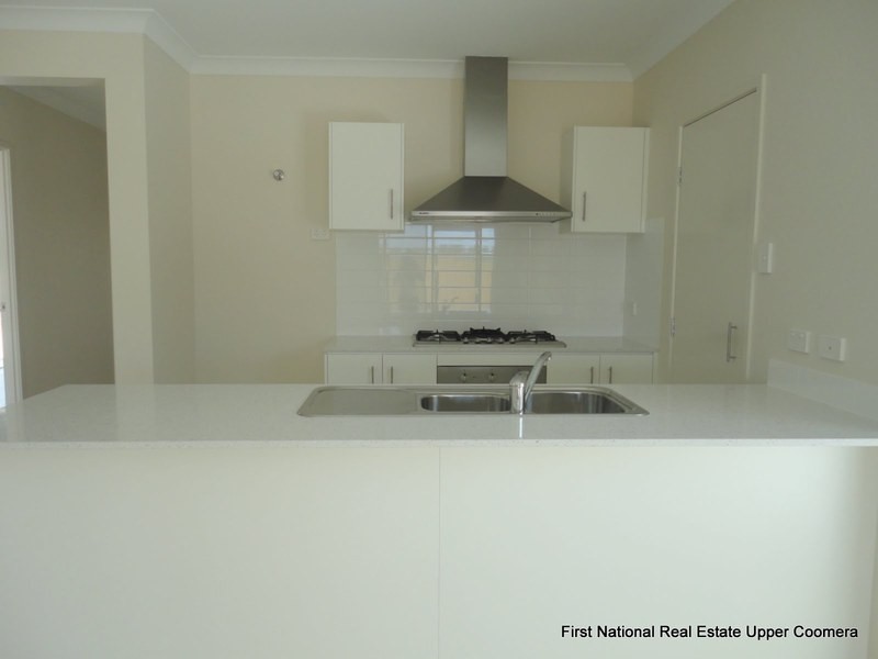 14 Pamphlet Lane, Coomera QLD 4209