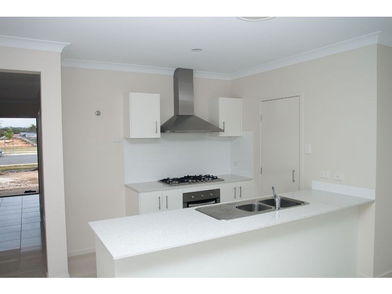 14 Pamphlet Lane, Coomera QLD 4209