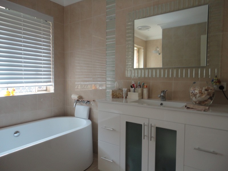 10 Saville Road, Upper Coomera QLD 4209