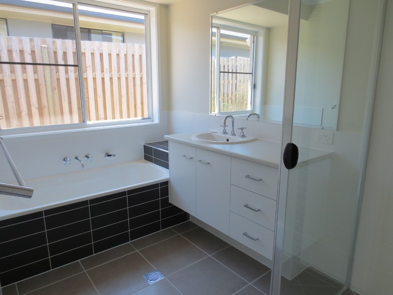 18 Nimbus Court, Coomera QLD 4209