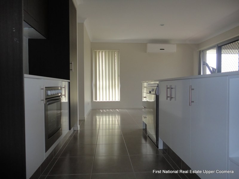 20 Hadrian Crescent, Pacific Pines QLD 4211