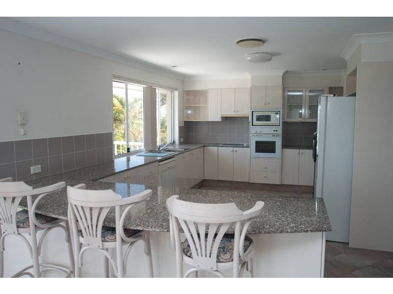 92 Tamworth Drive, Helensvale QLD 4212
