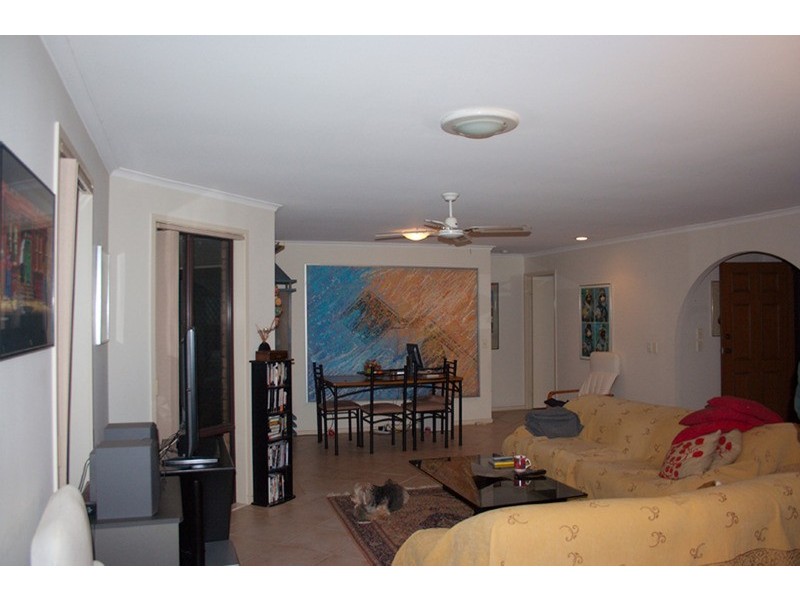 19 Woolmere Street, Carrara QLD 4211