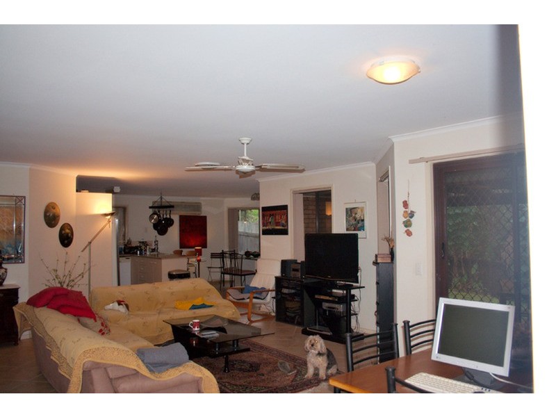 19 Woolmere Street, Carrara QLD 4211