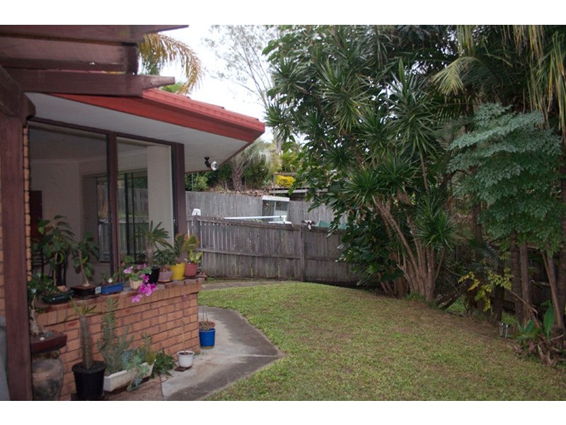 19 Woolmere Street, Carrara QLD 4211