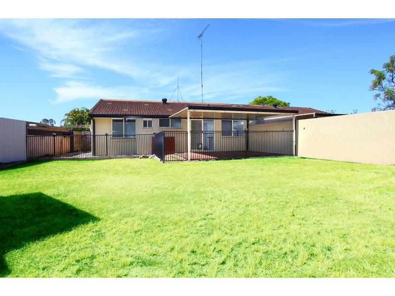 1/4 Story Street, Oxenford QLD 4210