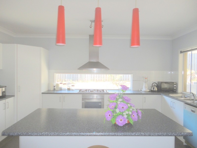 28 Rainlily Crescent, Upper Coomera QLD 4209