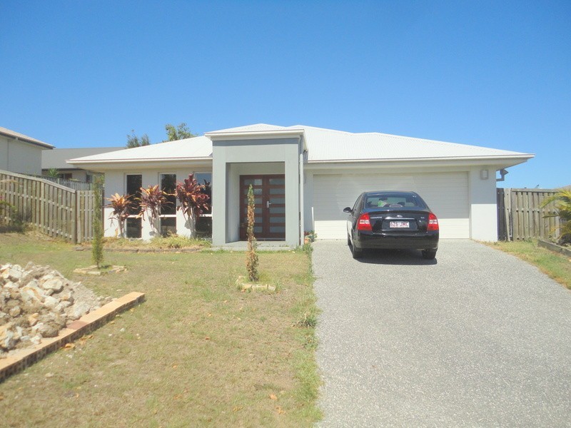 28 Rainlily Crescent, Upper Coomera QLD 4209