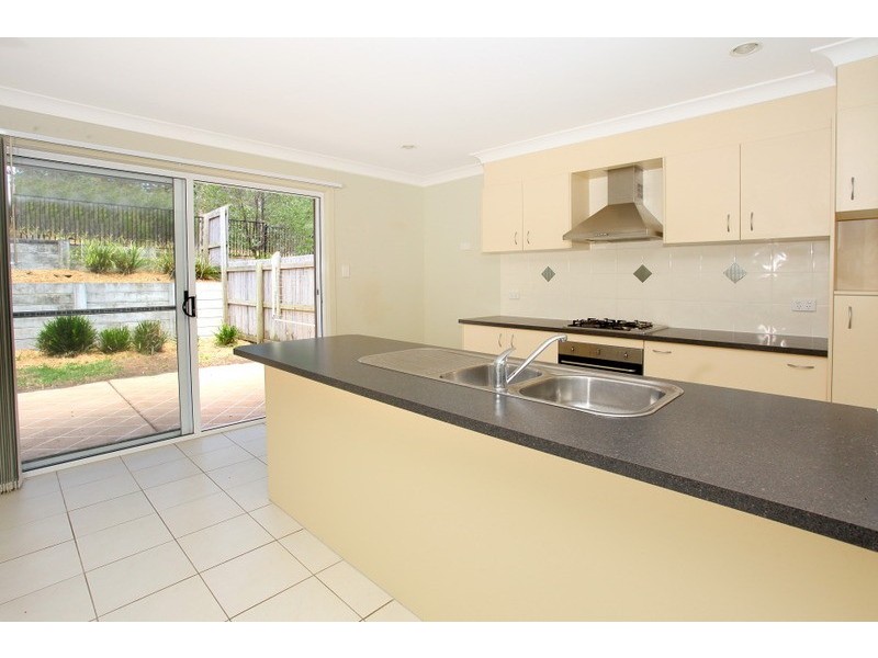 2/10 Bailer Street, Coomera QLD 4209