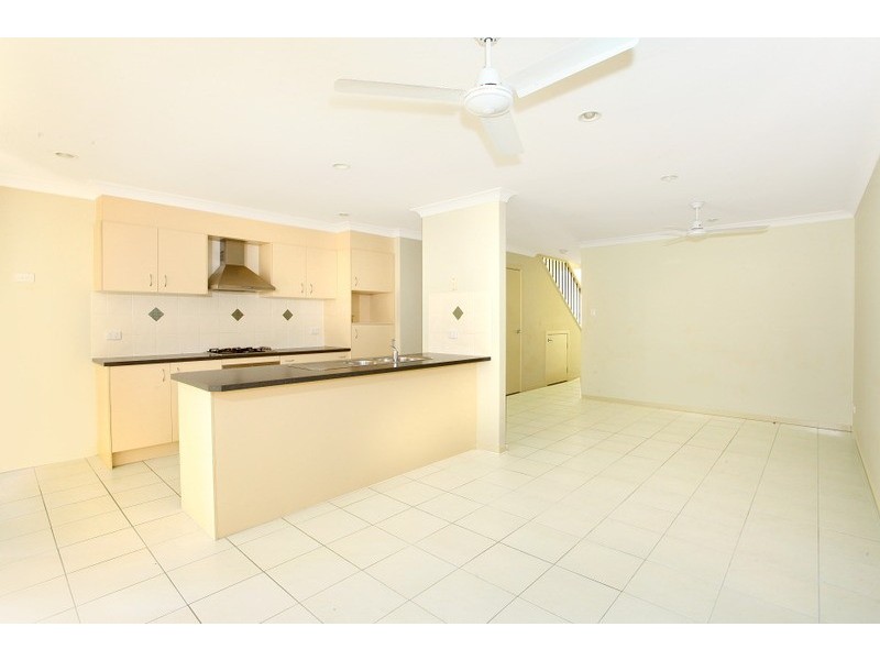2/10 Bailer Street, Coomera QLD 4209