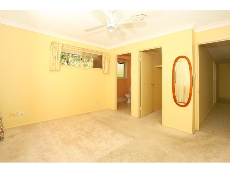 9 Florida Place, Oxenford QLD 4210